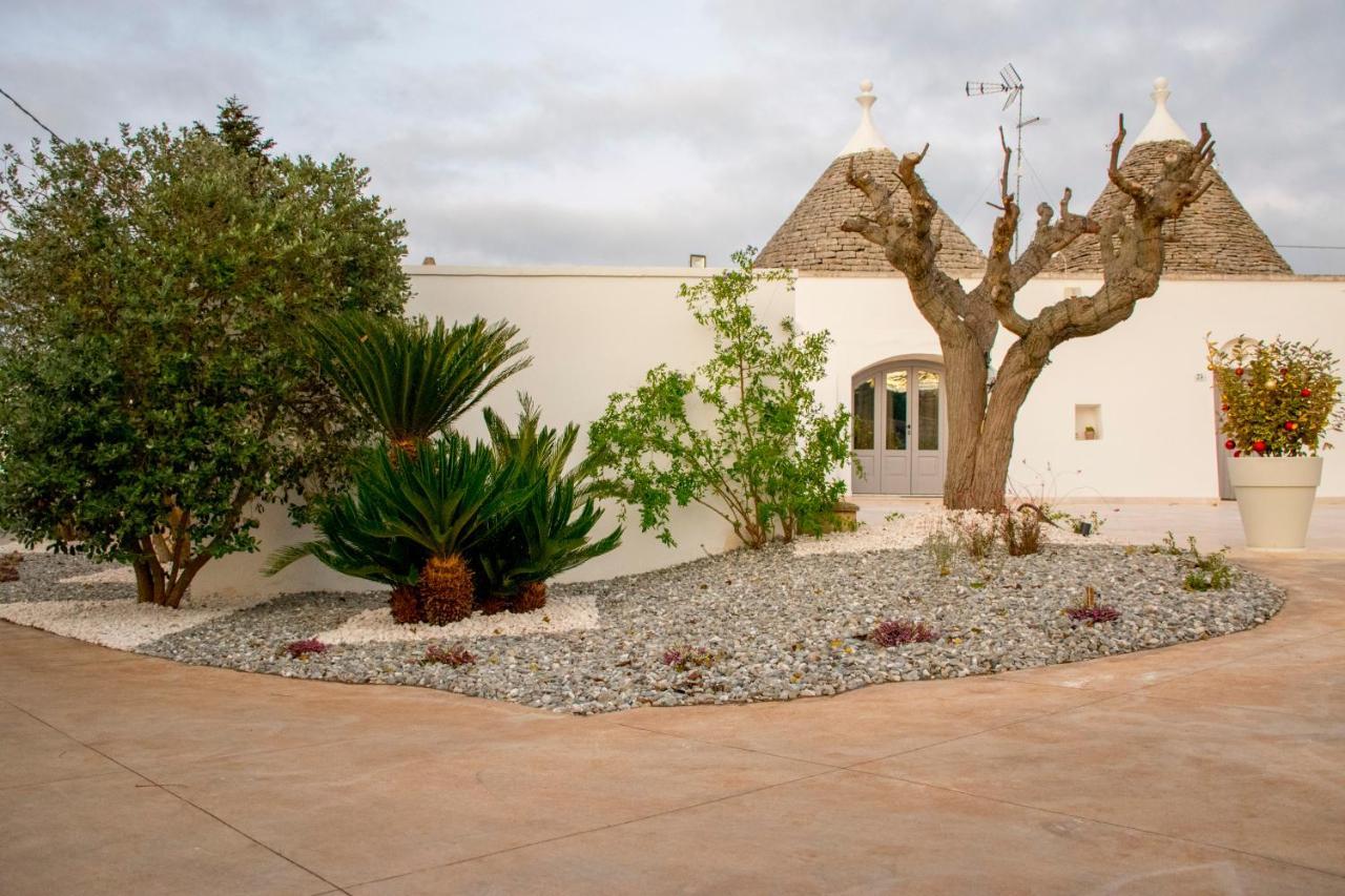 Pavi Trulli E Suites Locorotondo Exteriér fotografie